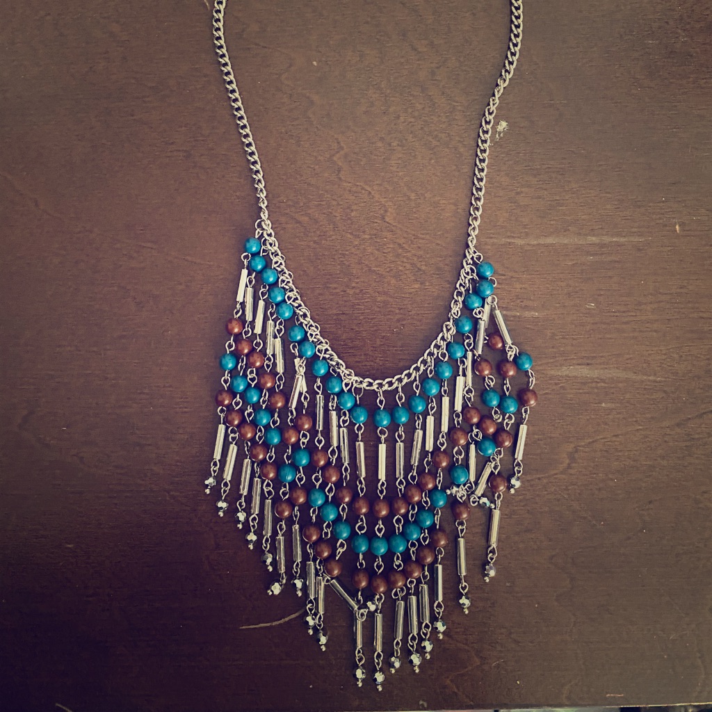 Silver Necklace 25$